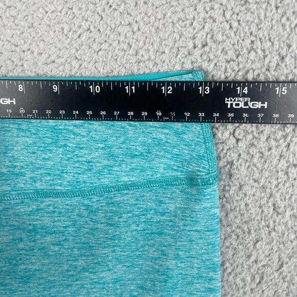 Beyond Yoga Women's Large Green 18.5in Inseam Capri Leggings - Picture 3 of 9